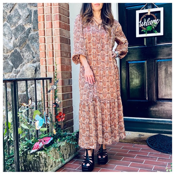 13 Beautiful Fabulous Geometric Printed Long sleeve dress - Picture 2 of 9